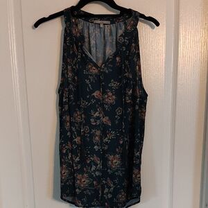 Chic Navy Floral Tank Top